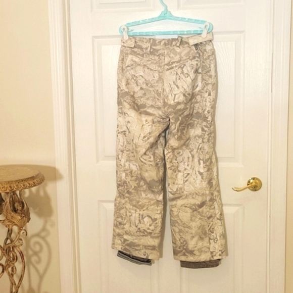 OberMeyer Ming ski and snowboarding jacket size 12 with pants size 8 - Picture 8 of 8